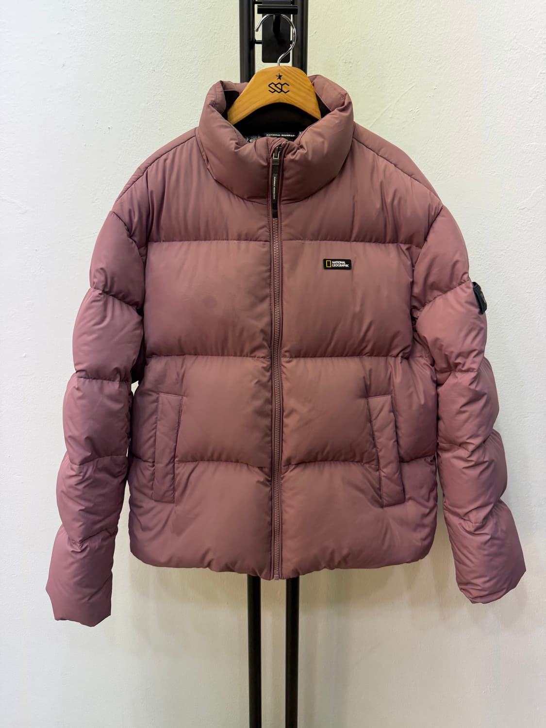 정품) 내셔널지오그래픽 여성 패딩 M 상품이미지1
