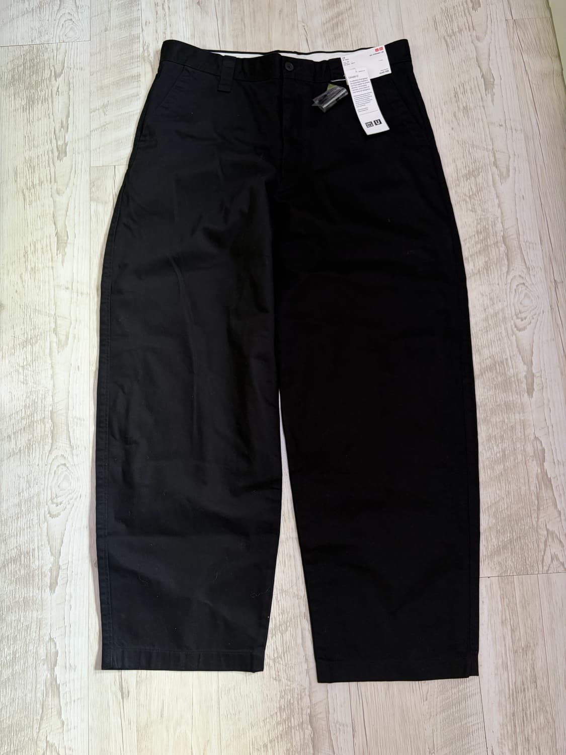 유니클로U 와이드핏 치노 팬츠 블랙 새상품 상품이미지1