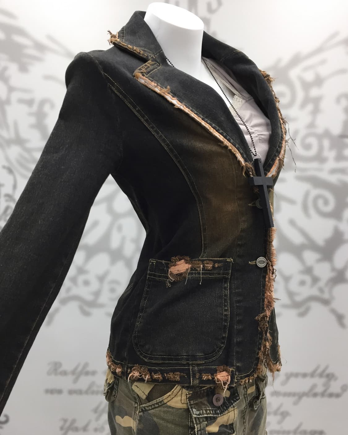 Grunge denim jacket 상품이미지4