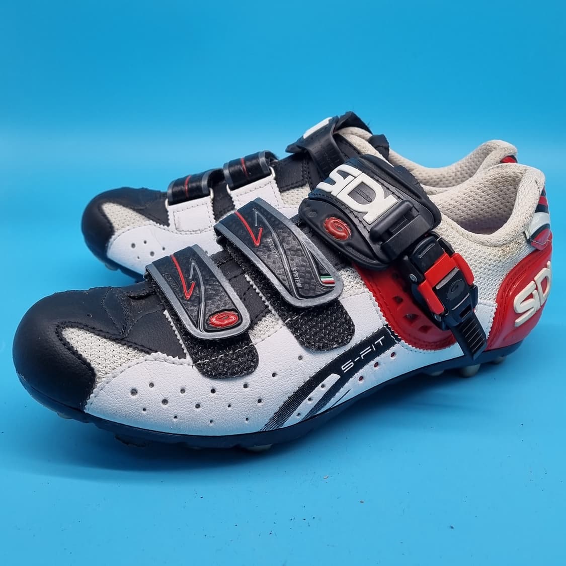 h 시디 지니어스 클릿슈즈 41 255 상품이미지1