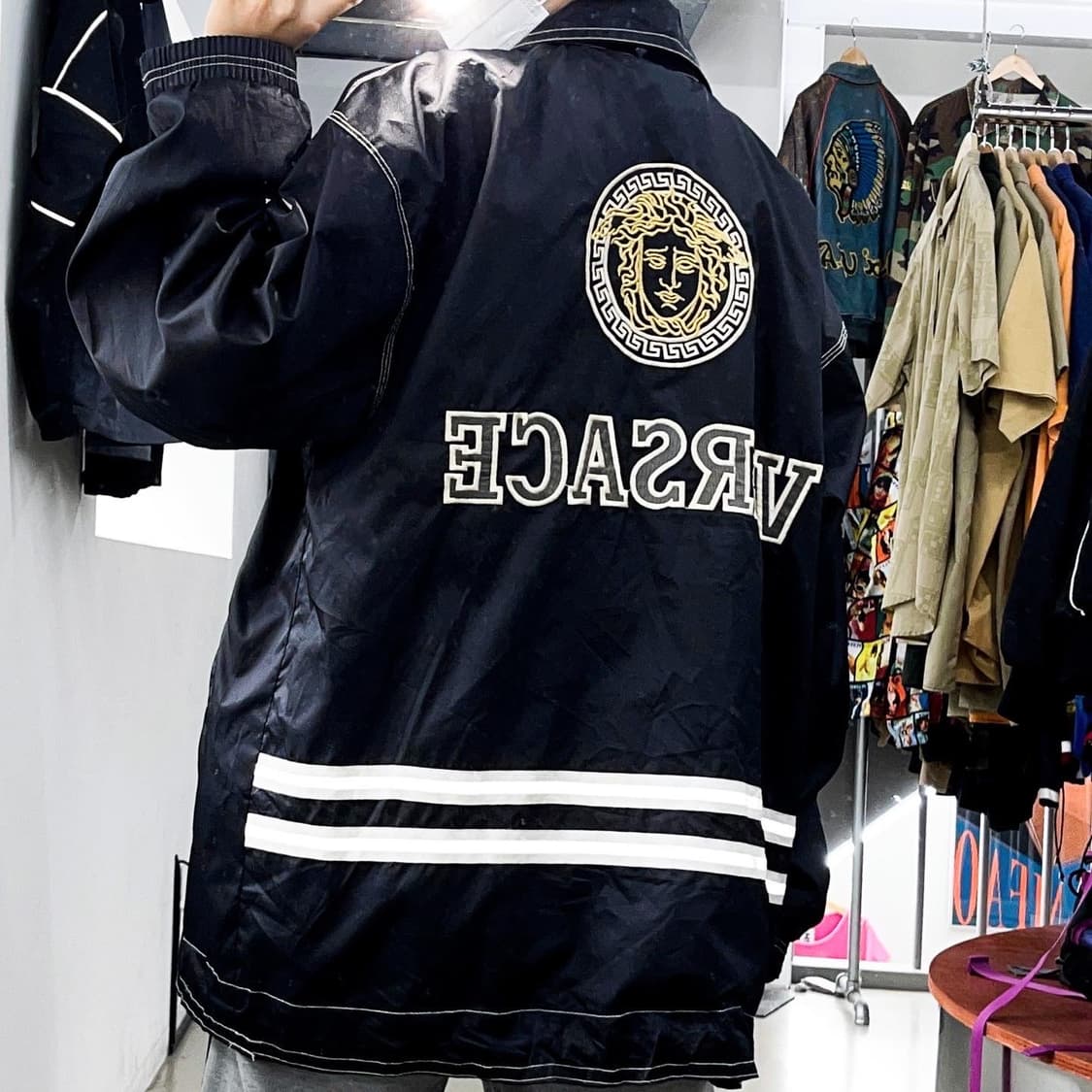 베르사체 클래식 V2 3M 리플렉티브 스카치 메두사자켓 상품이미지1