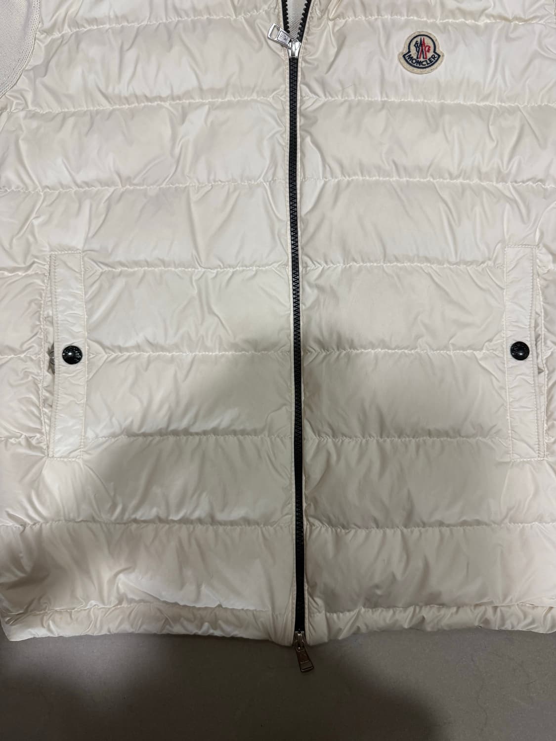 [당일출고,XL] 24FW 몽클레어 화이트 니트패딩 상품이미지3