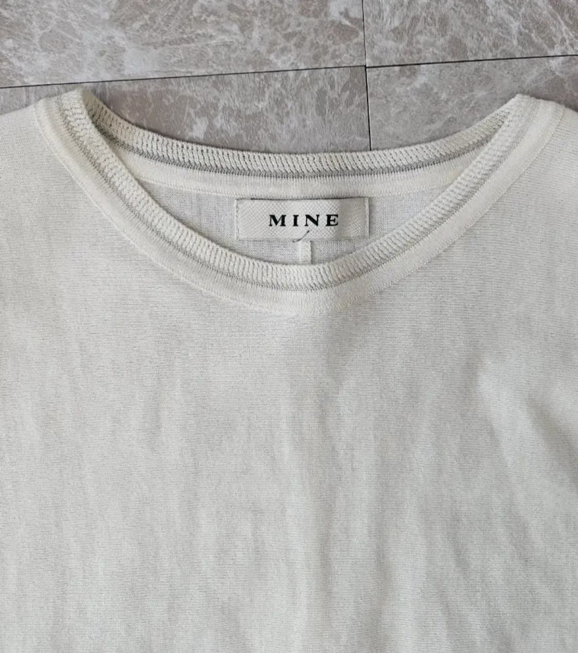 MINE 반팔 퍼프 블라우스 아이보리 상품이미지4