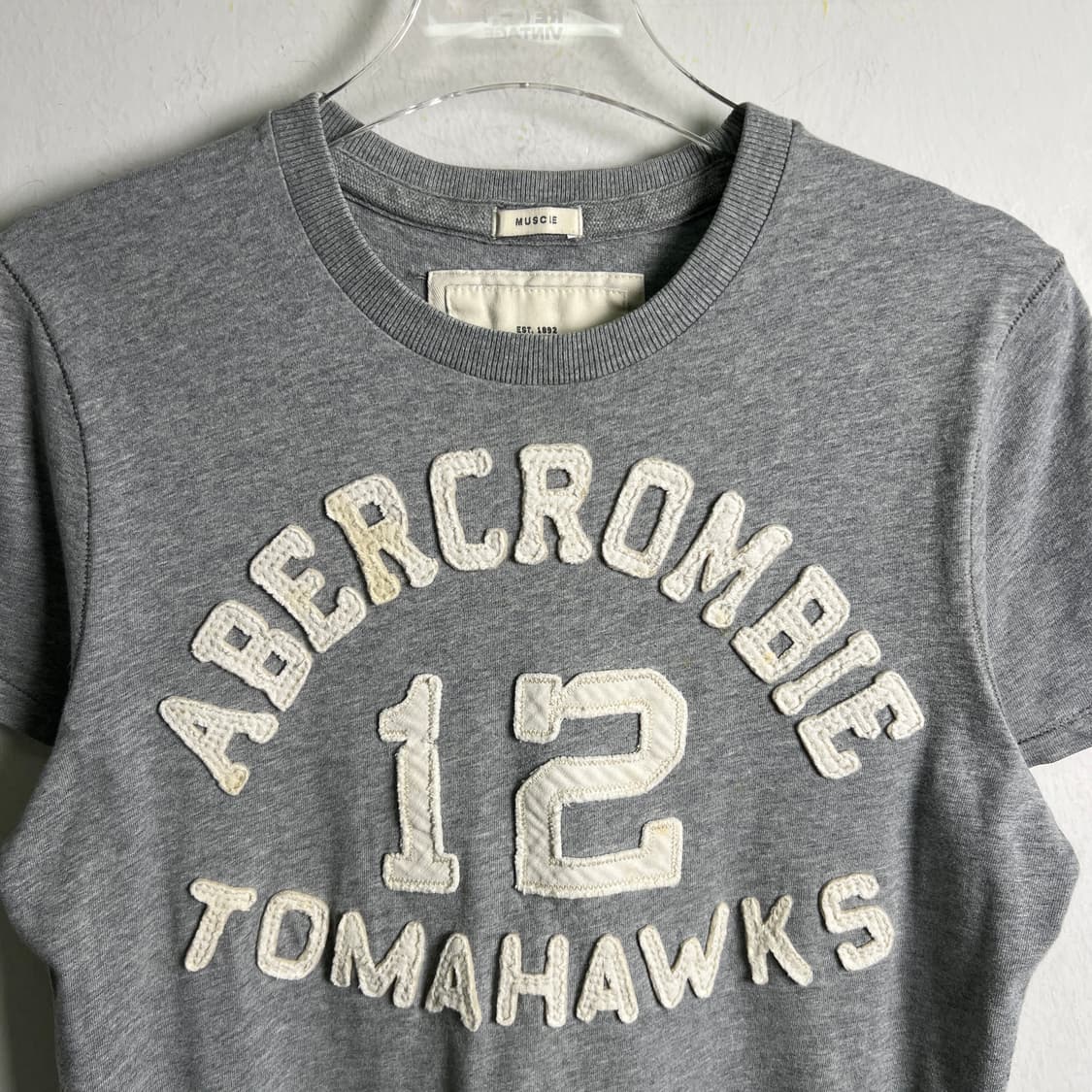 아베크롬비 그레이 머슬핏 반팔 티셔츠 M 상품이미지4