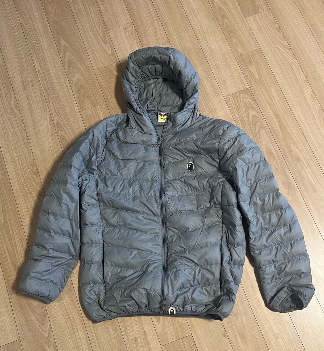 베이프 그레이 경량패딩 상품이미지1