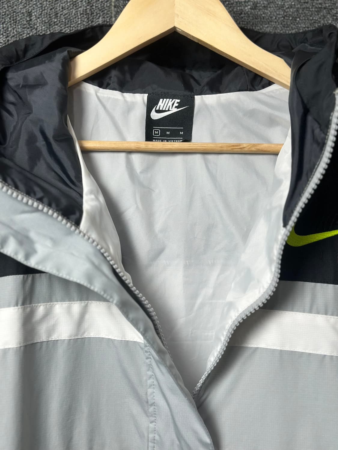 나이키 에어 아노락 바람막이 M 상품이미지5