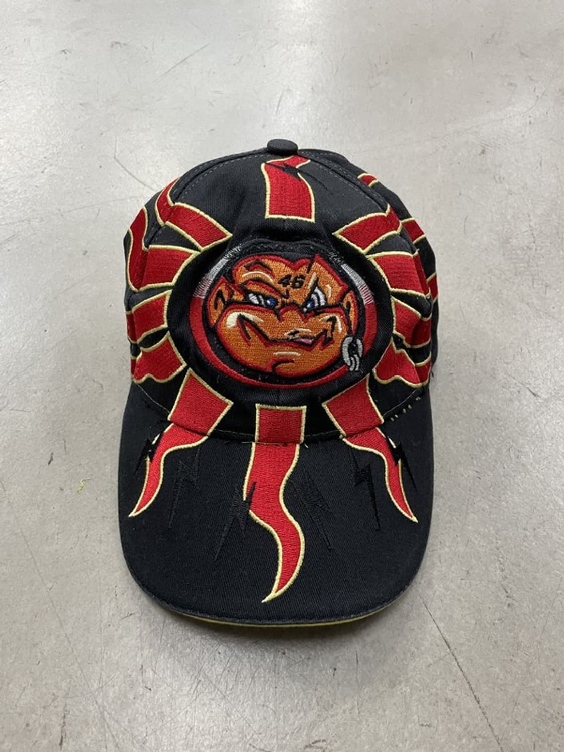 불꽃 자수 볼캡 상품이미지1