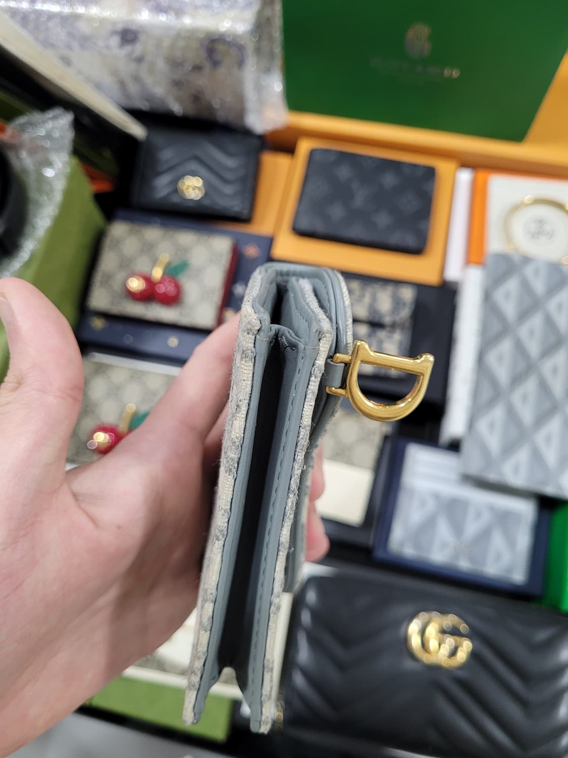 디올 오블리크 새들플랩 그레이 카드지갑 상품이미지5