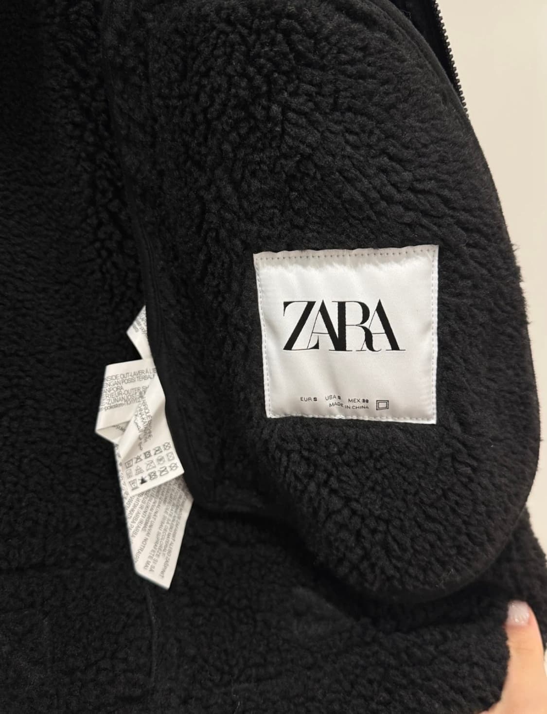 자라 블랙 무스탕 자켓 S 남성 상품이미지3