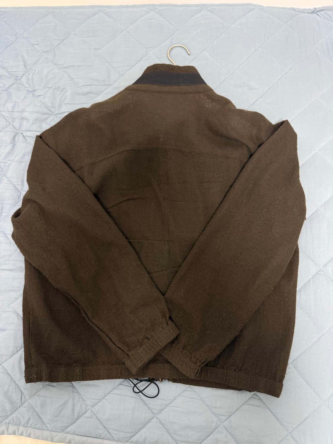 [4] 폴리테루 25ss 보일드 울 트랙 자켓_올리브 상품이미지3