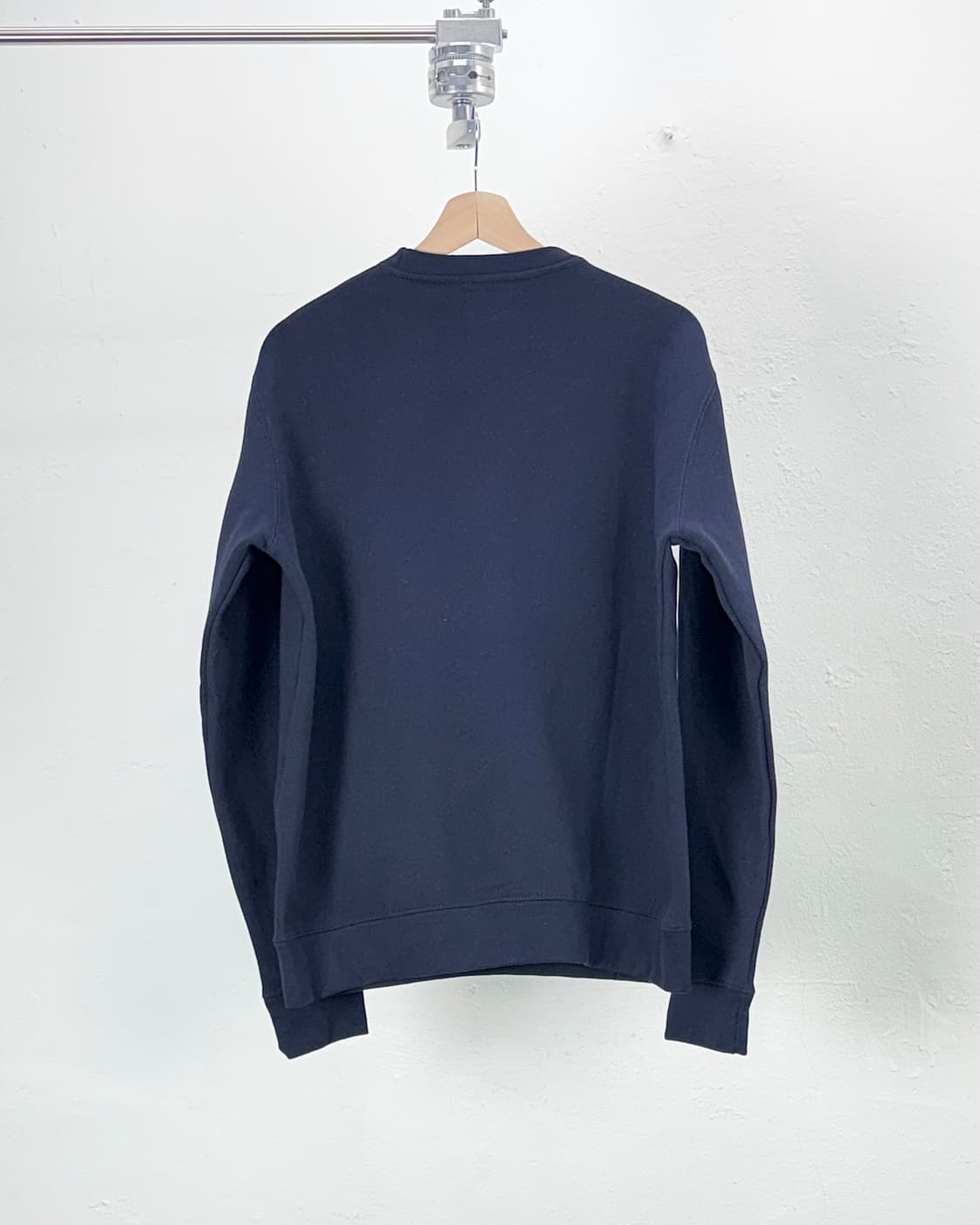 더 에디터 네이비 솔라 크루넥 스웨트 셔츠 상품이미지6