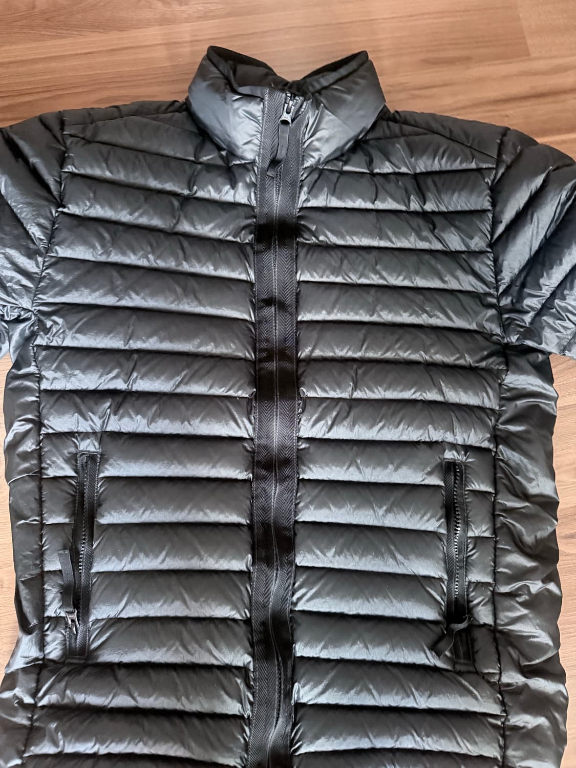 스톤아일랜드 룸우븐 블랙 경량패딩s 상품이미지1