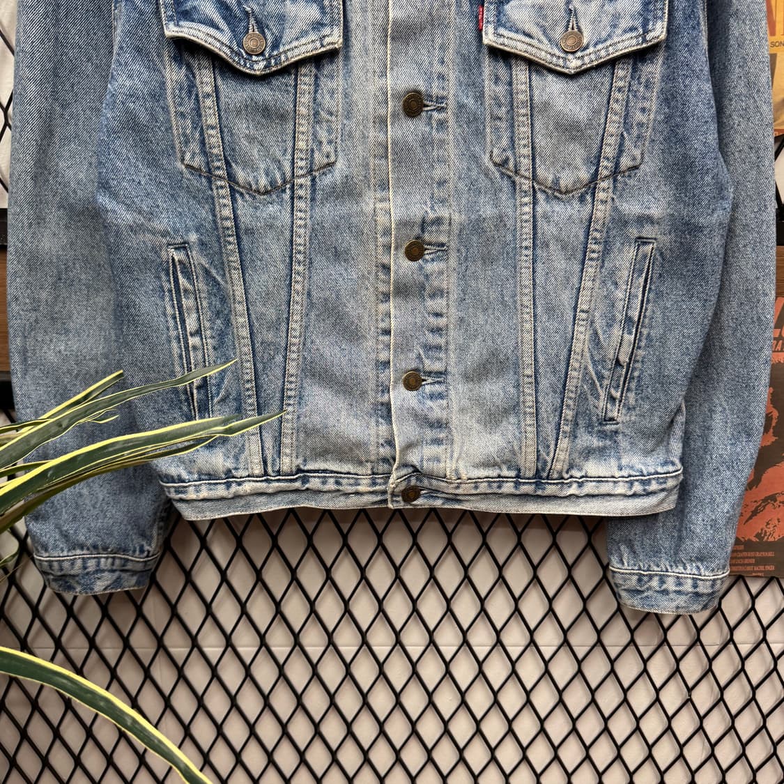 00s 리바이스 데님 트러커 자켓 전면 투포켓 디테일 연중청 상품이미지4