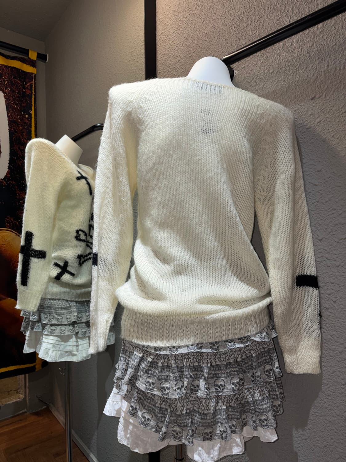 빈티지 펑크 브이넥 니트 상품이미지5