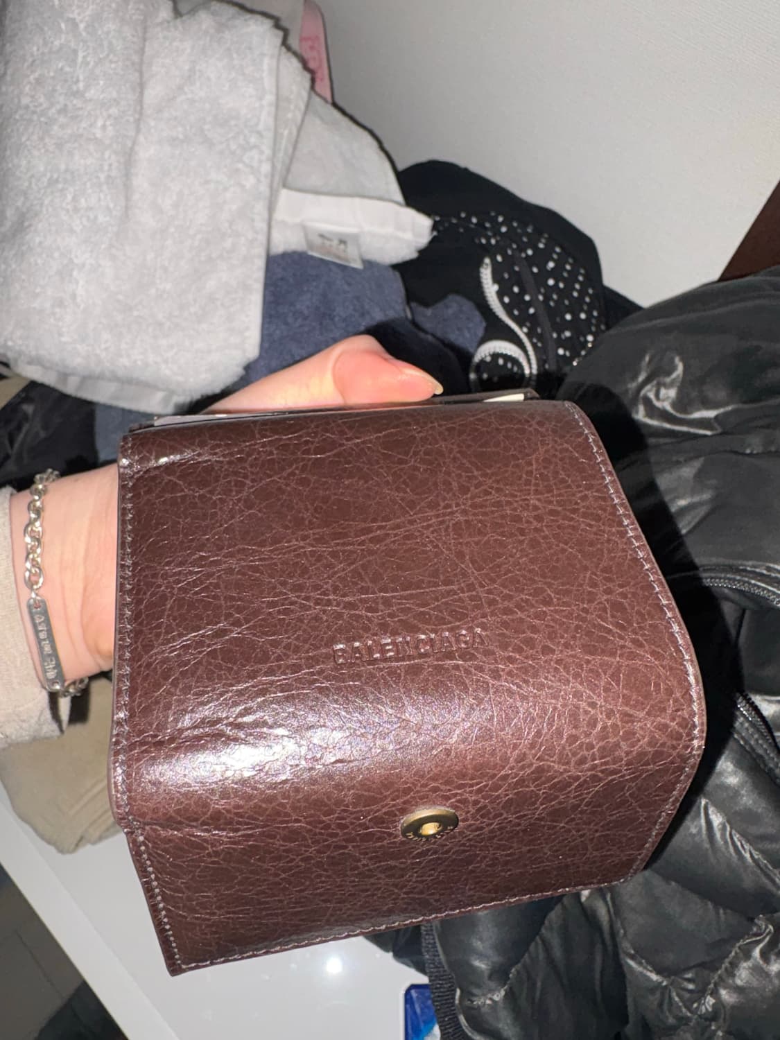 발렌시아가 르 시티 미니 월렛 에스프레소 지갑  상품이미지5