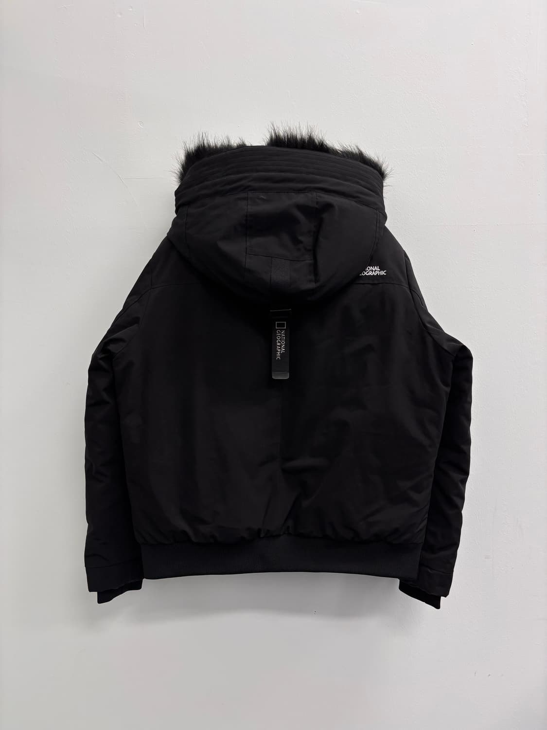 내셔널지오그래픽 타루가 덕다운 패딩 점퍼 블랙 상품이미지2