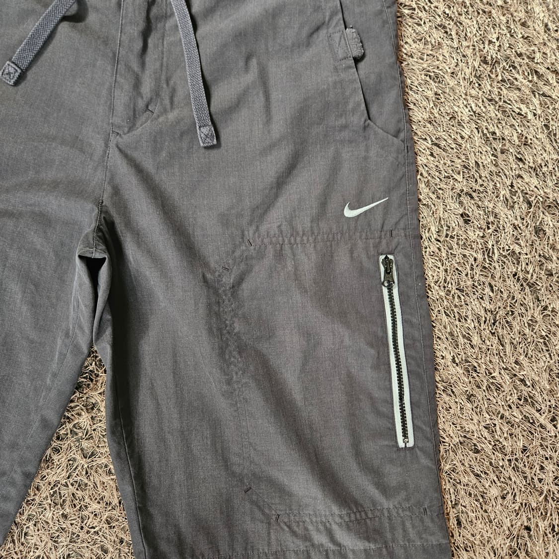 나이키(Nike) 코튼 나일론 혼방 지퍼 포켓 반바지 M 상품이미지2
