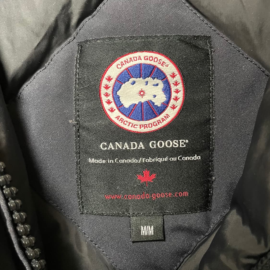 정품 M) 캐나다구스 빅토리아 네이비 롱 패딩 상품이미지3