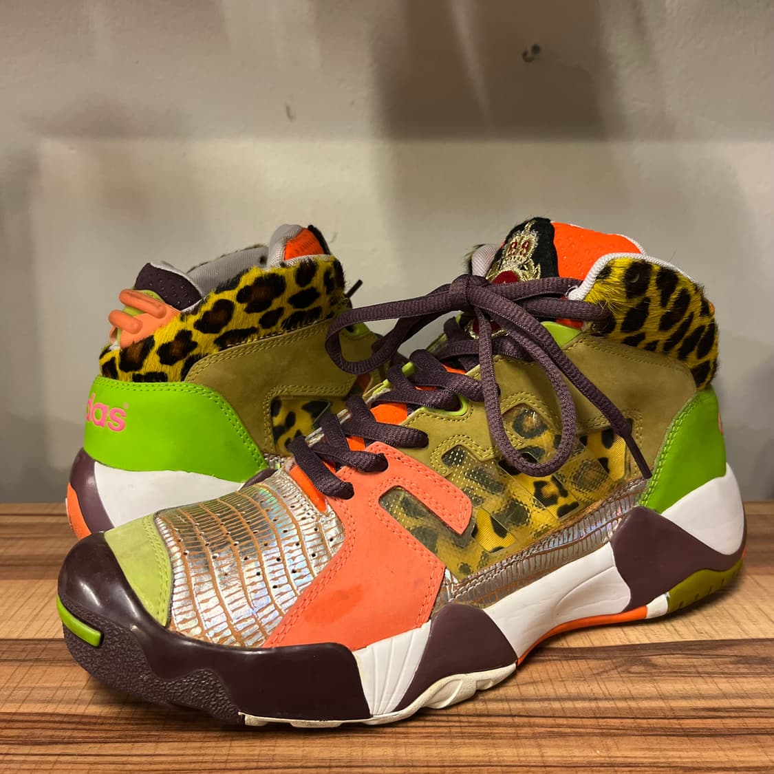 아디다스 제레미스캇 스트릿볼 상품이미지1