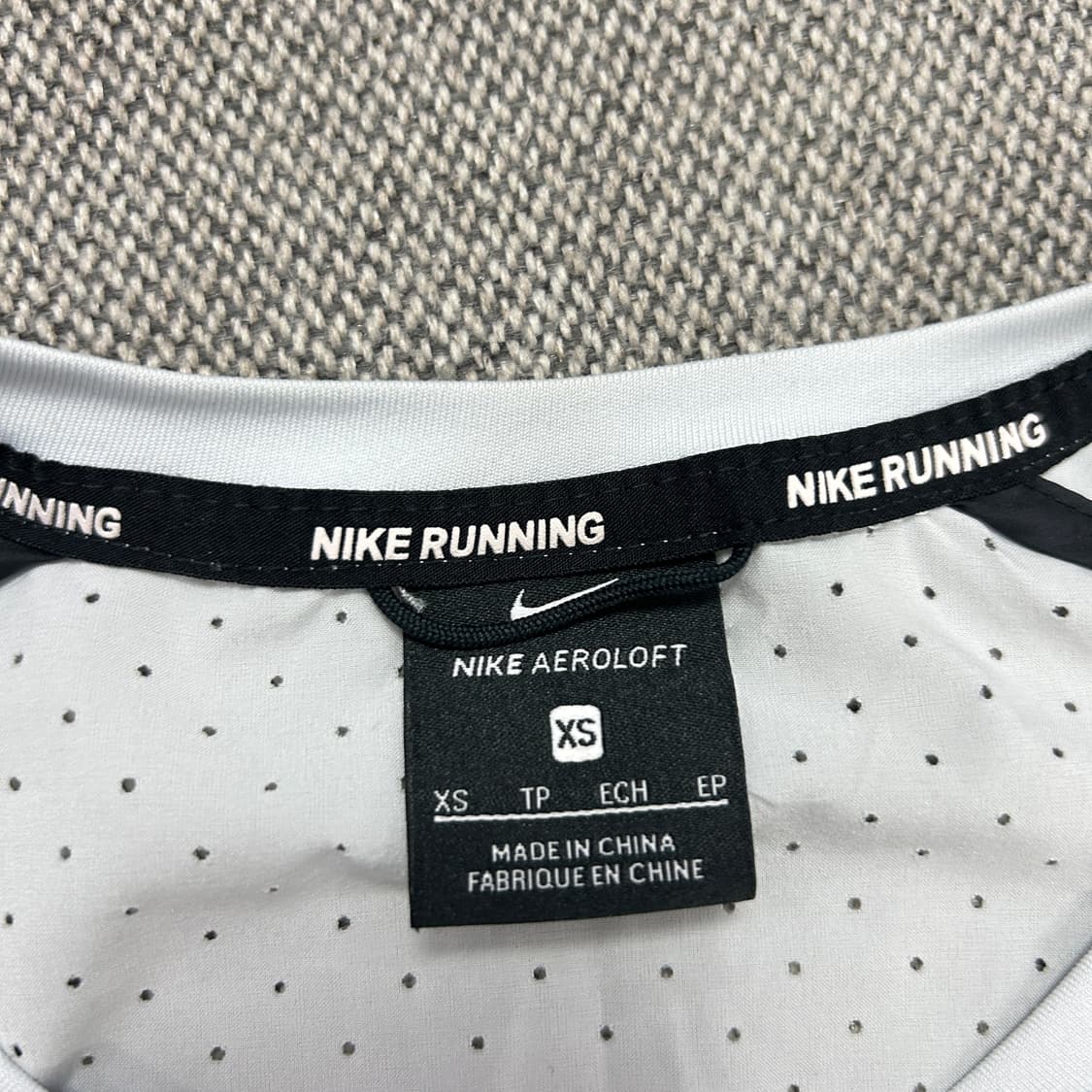 나이키 우먼스 에어로로프트 조끼(XS) 상품이미지4