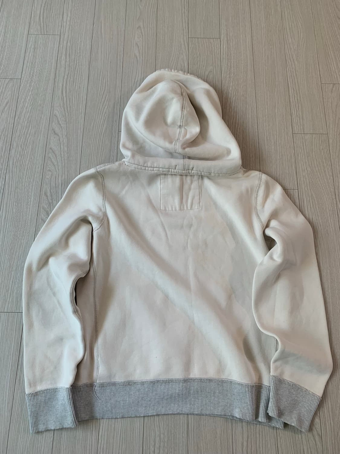 아베크롬비 화이트 로고 후드티 상품이미지4