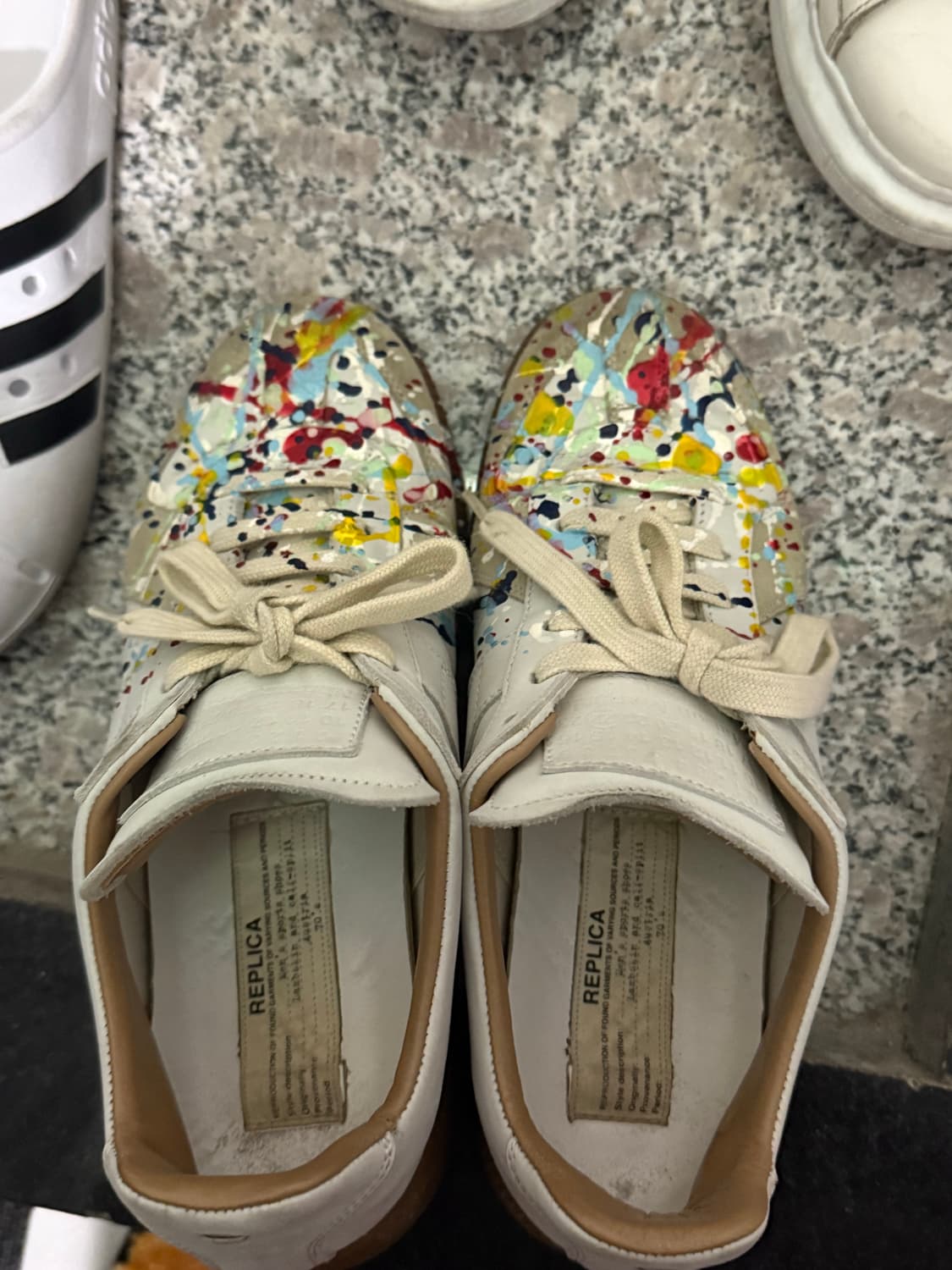 메종 마르지엘라 독일군 페인팅 스니커즈 230 상품이미지3