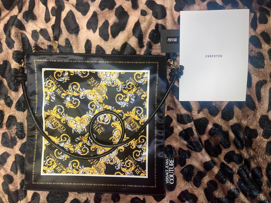 [남녀공용]베르사체진스 크로스백 상품이미지3