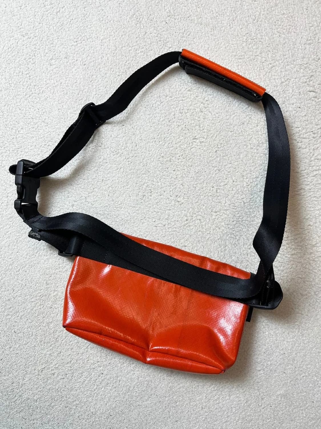 프라이탁 F41 하와이파이브오 미니 크로스 백 Q1262 상품이미지7