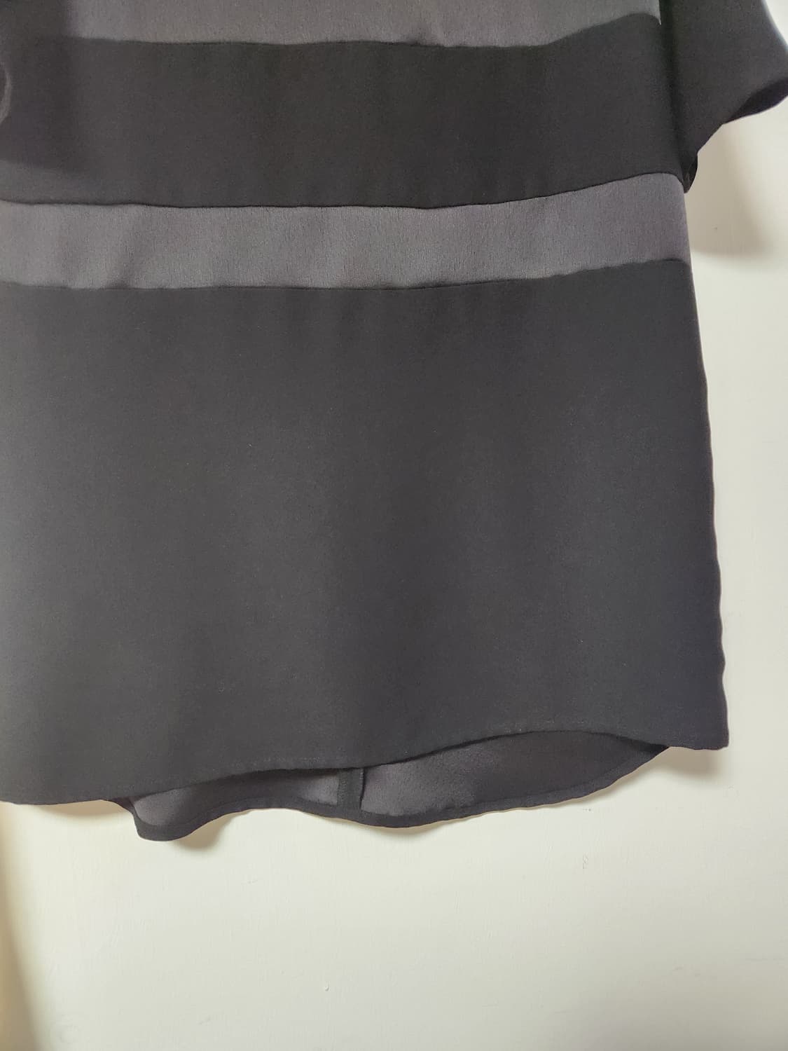 블랙 배색 포인트 원피스 66~77 상품이미지4