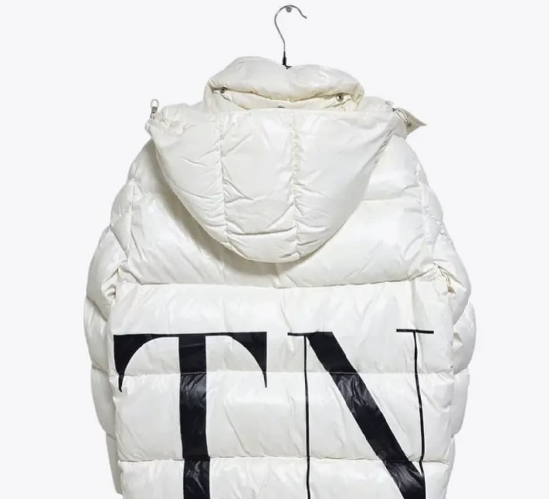 [정품] 발렌티노 × 몽클레어 VLTN 레터링 화이트 패딩 S 상품이미지2