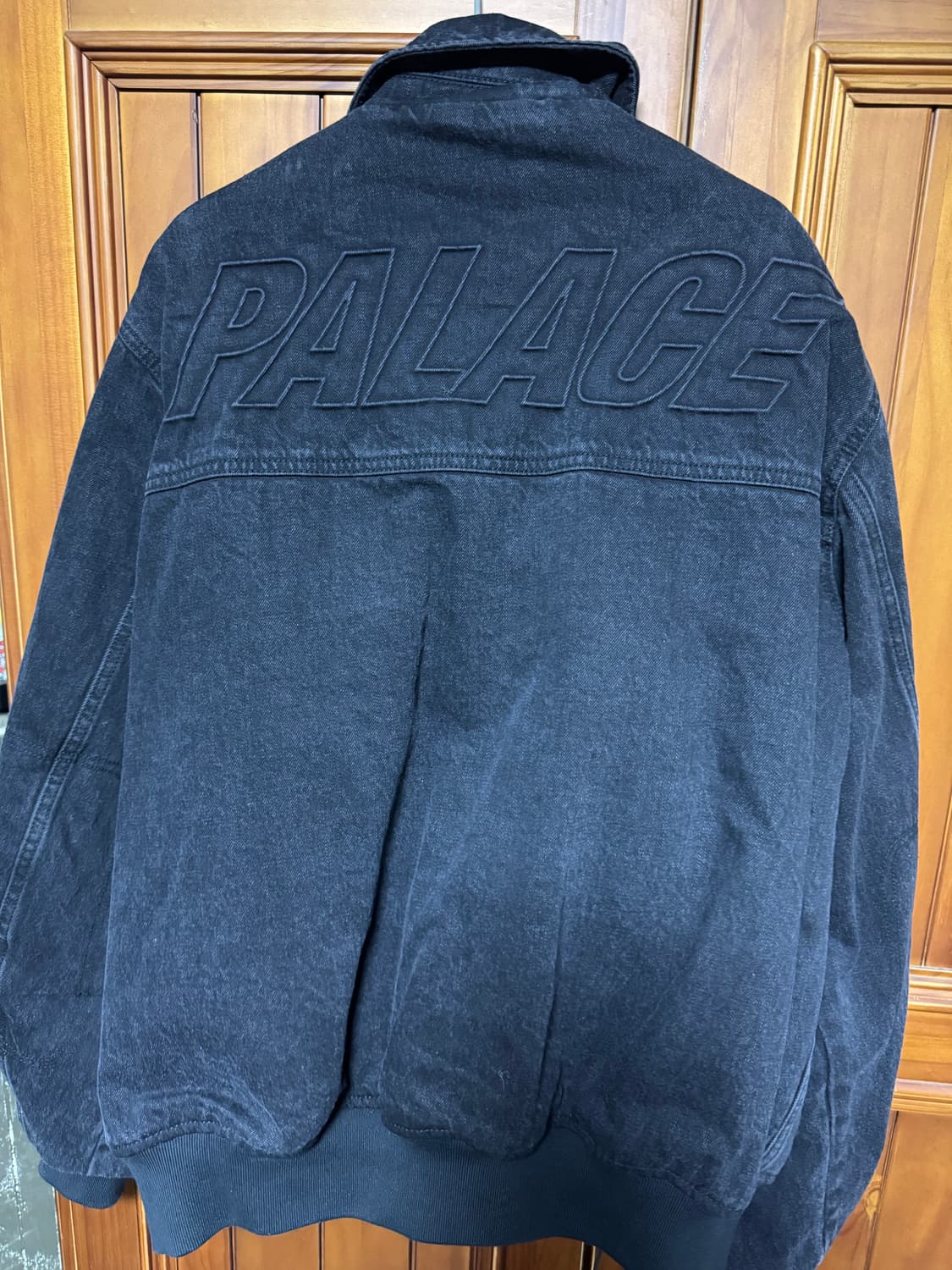 Palace zipped black denim bomber jacket 상품이미지2