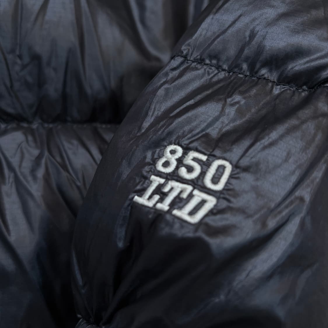 노스페이스 써밋 850LTD 블랙 눕시 구스다운 패딩 상품이미지7