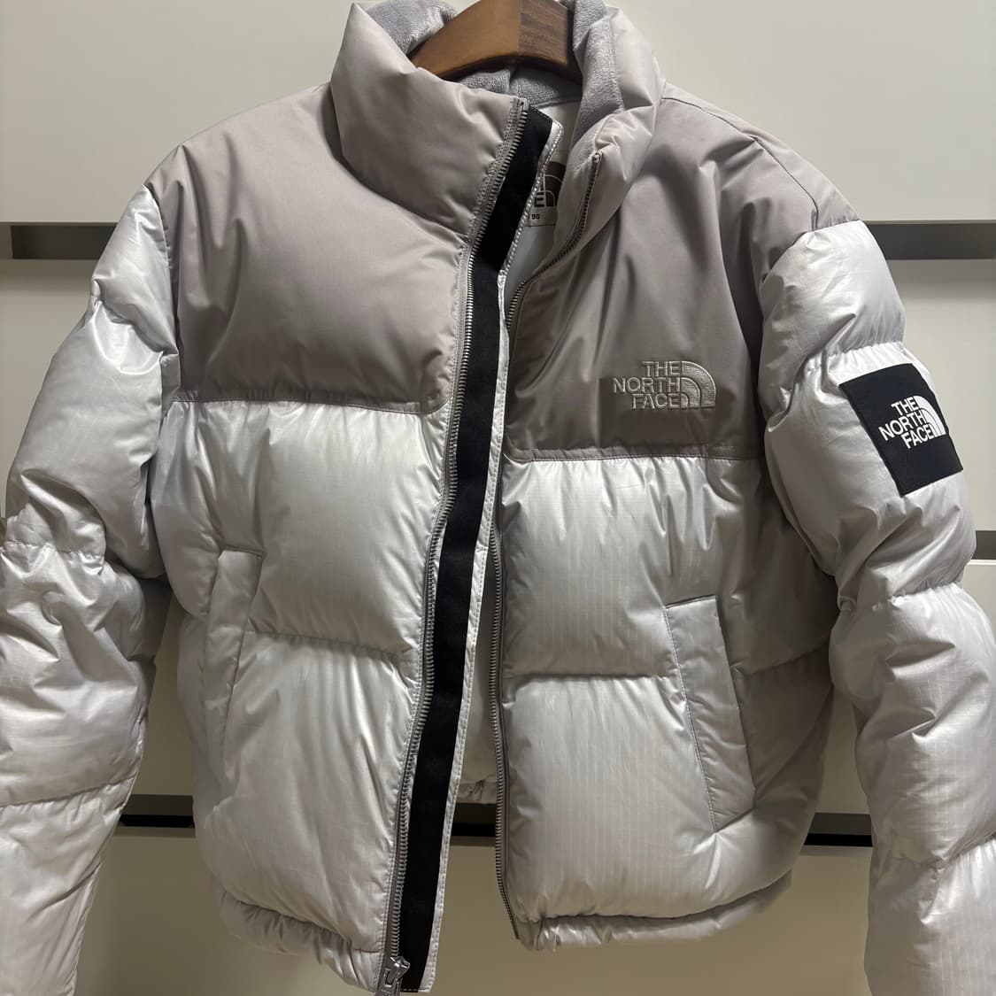 노스페이스 화이트라벨 눕시 패딩 아이스그레이M 상품이미지2