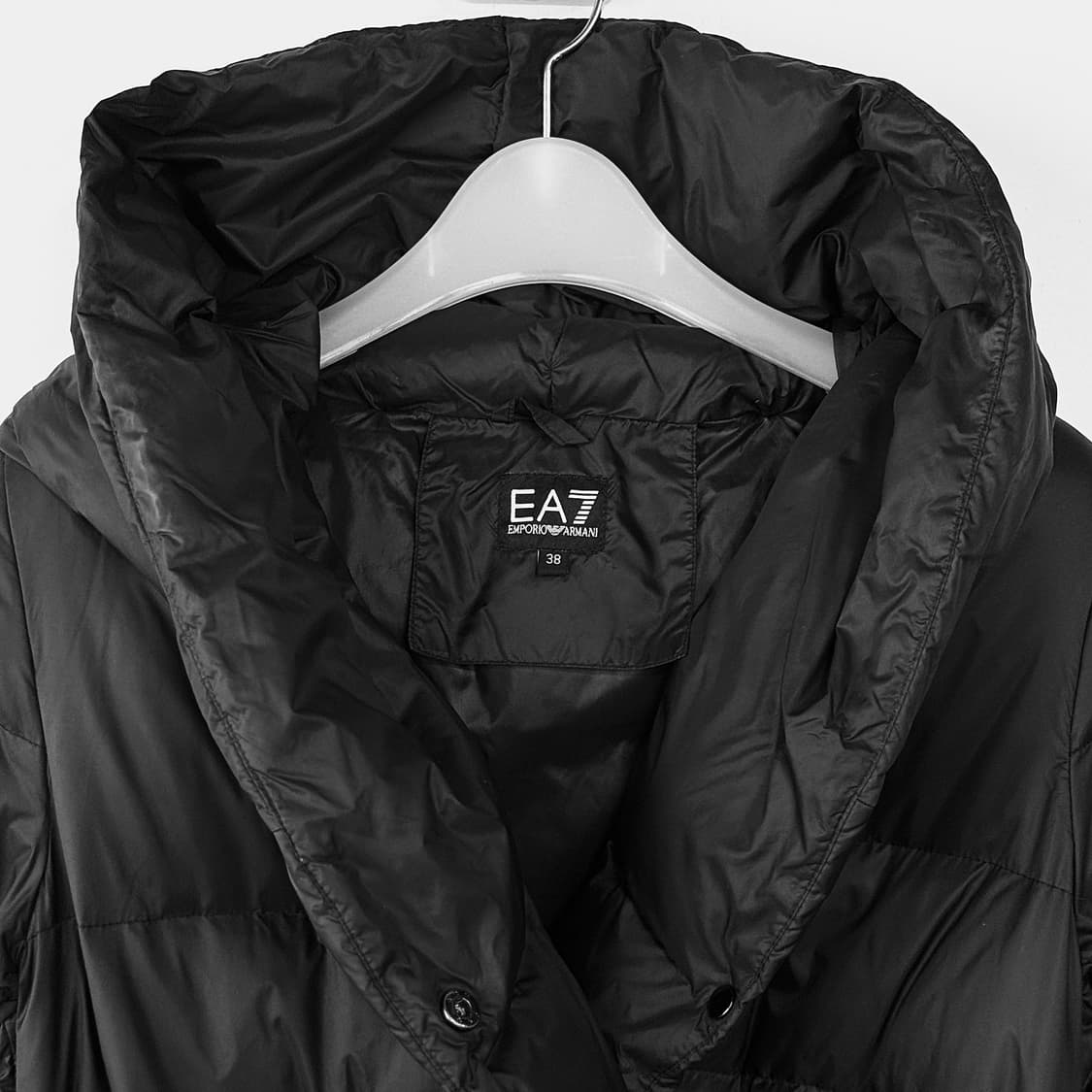 아르마니 벨티드 다운 블랙 롱 패딩 상품이미지2