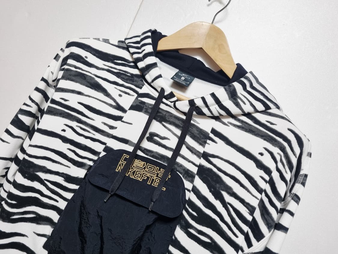 남성M 정가8만 나이키 리플렉티브 러닝 파워테크 타이즈 레깅스 러닝복 상품이미지4