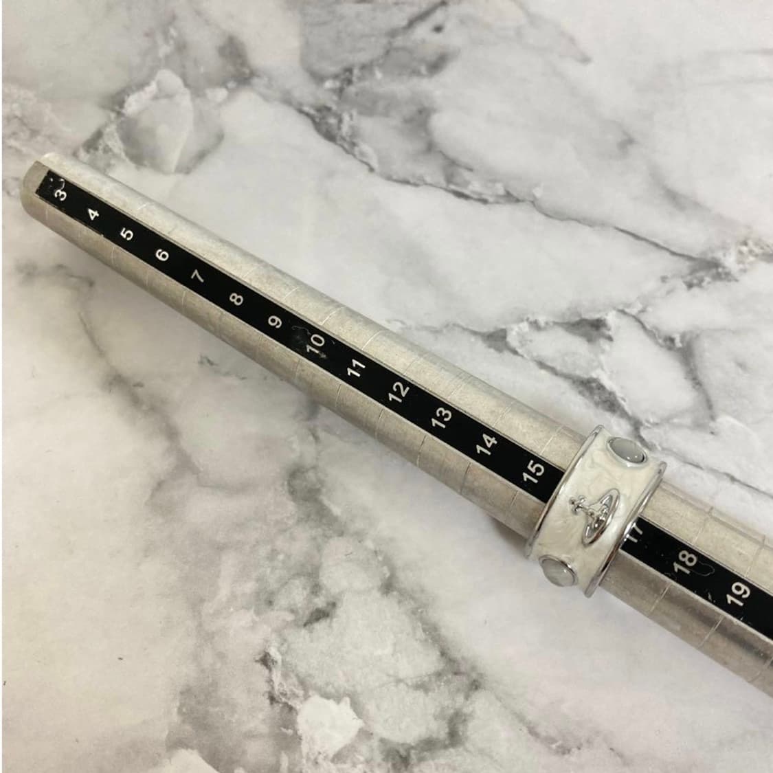 비비안웨스트우드 으카이브 화이트 원석링 반지(새상품) 상품이미지4