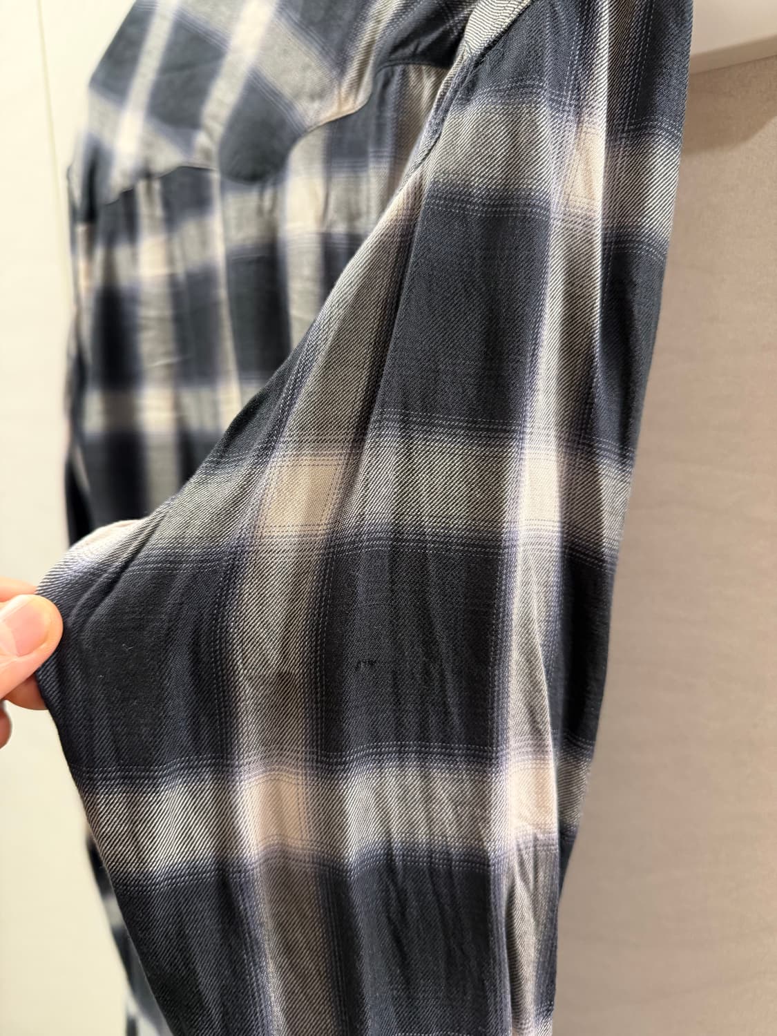 올세인츠 리오셀 체크 셔츠 상품이미지4