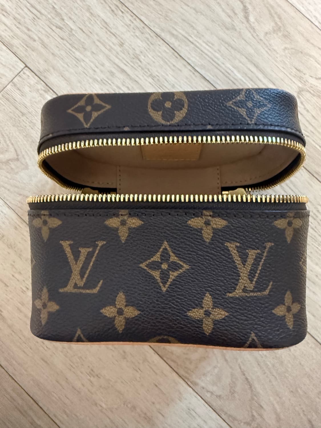 루이비통 니스나노 상품이미지4