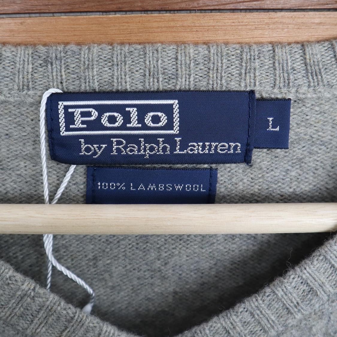 폴로 브이넥 니트   상품이미지5