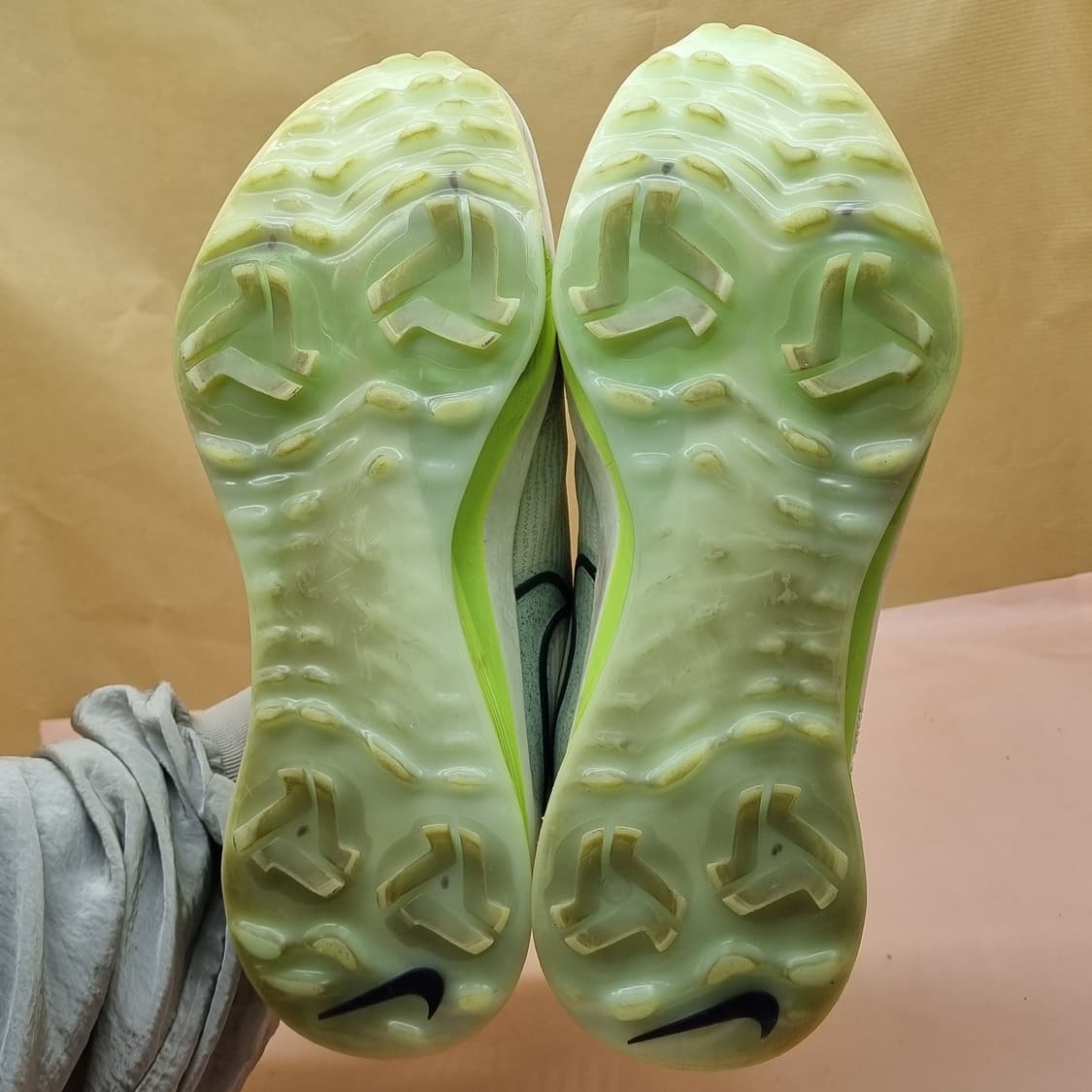 나이키 에어줌 인피니티 운동화275 상품이미지3