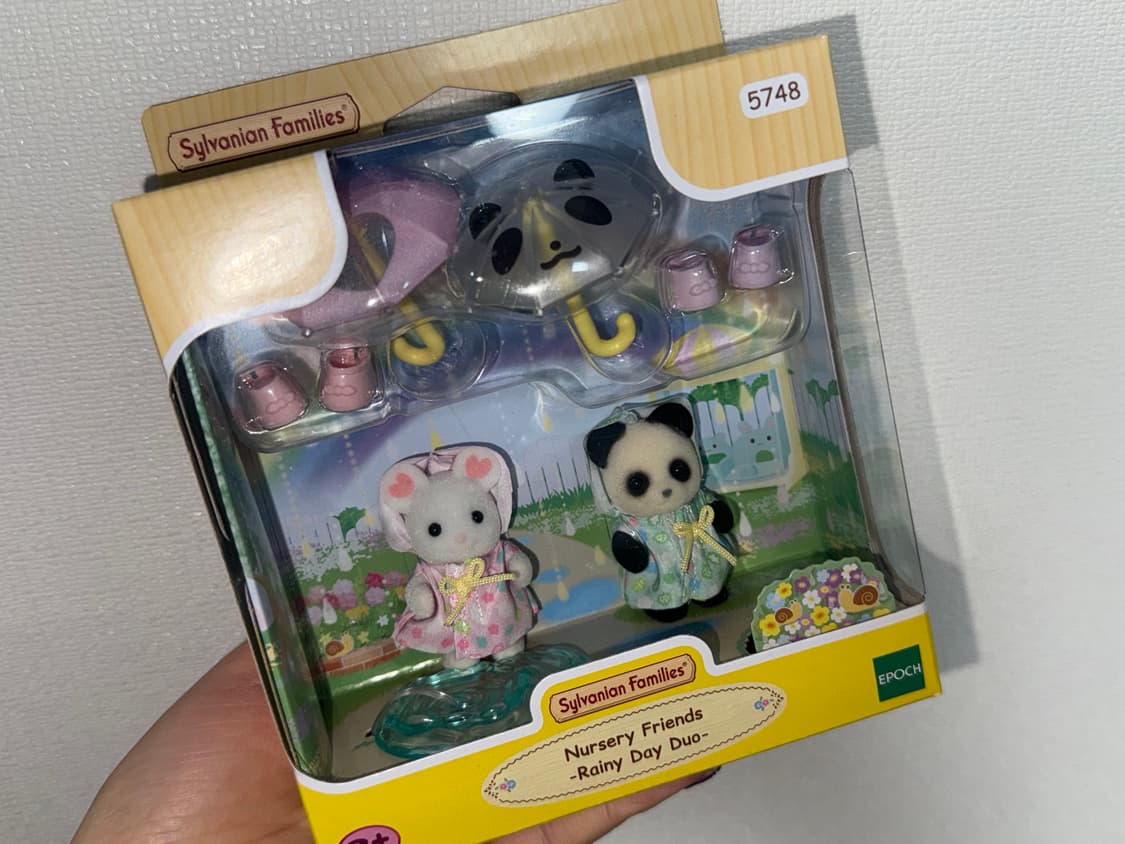 실바니안 단짝 아기친구들의 비 오는 날 산책 상품이미지2