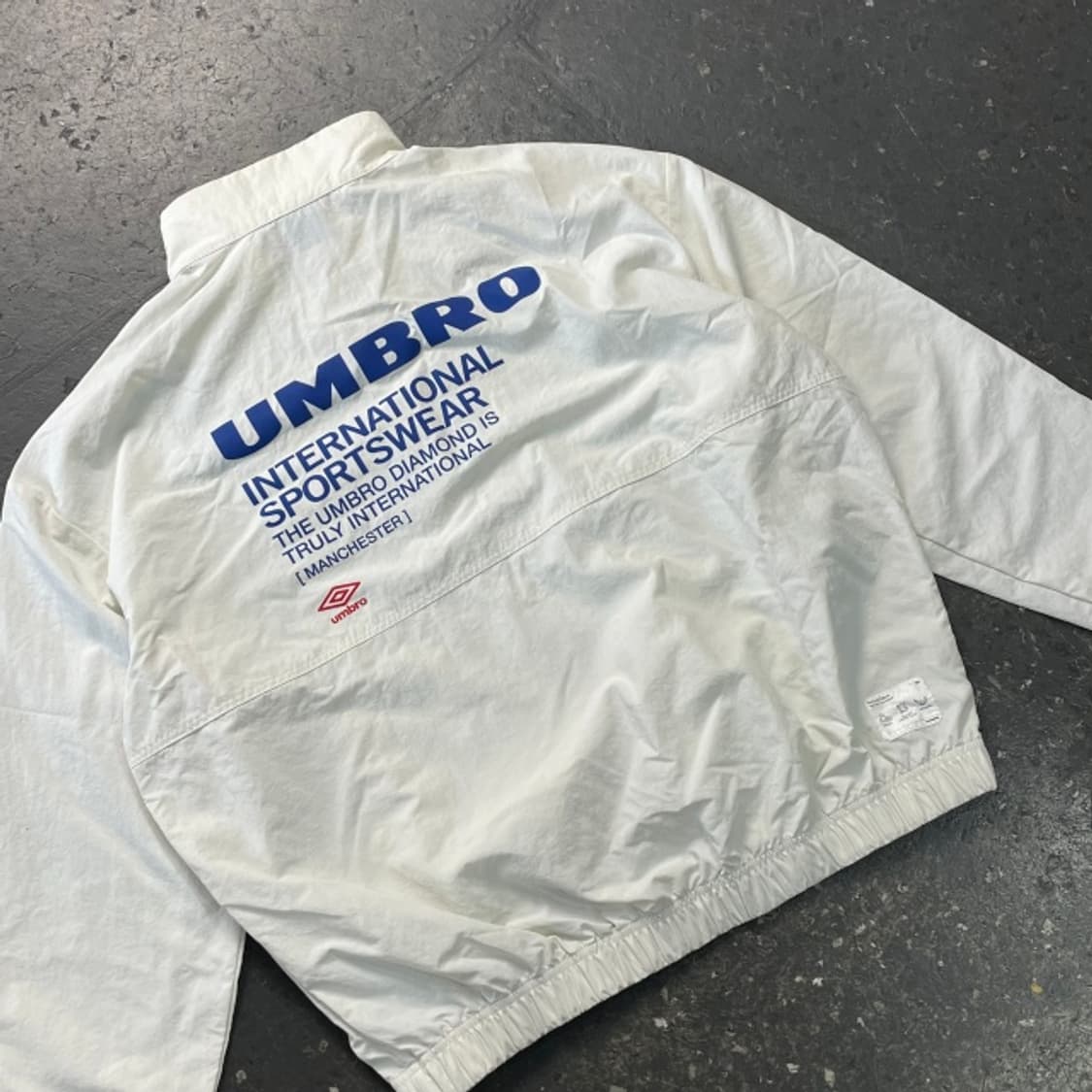 100 엄브로 아노락  상품이미지6