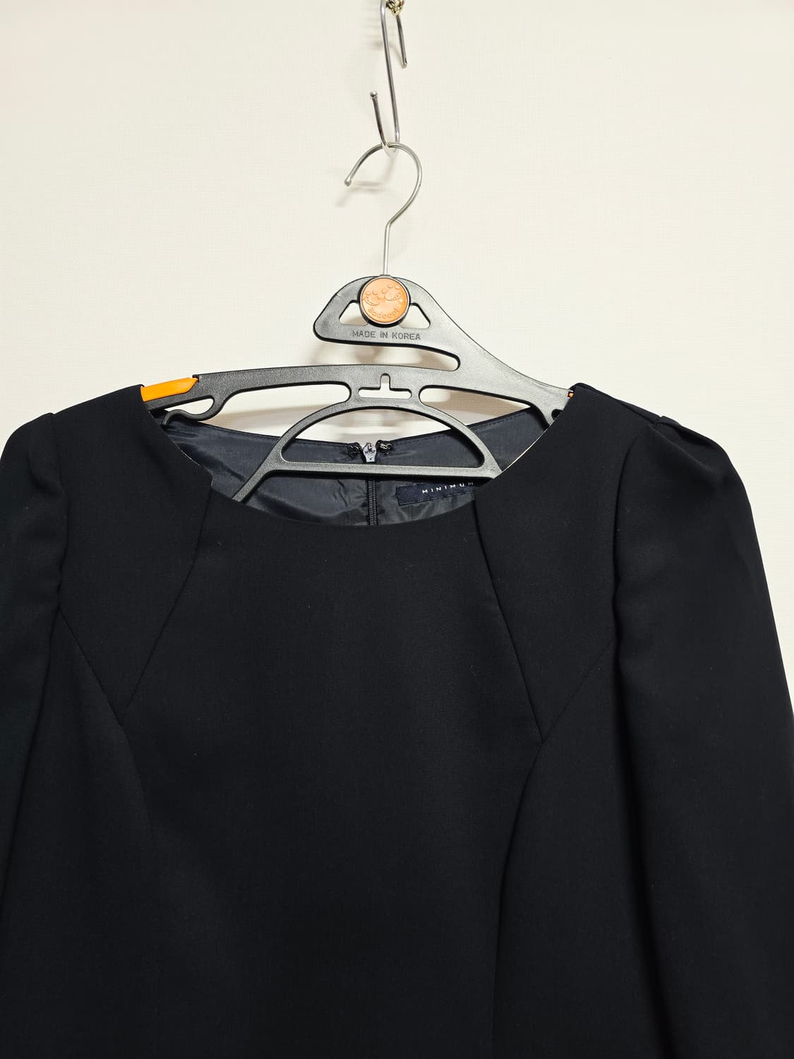 미니멈 배색 카라 원피스 상품이미지2