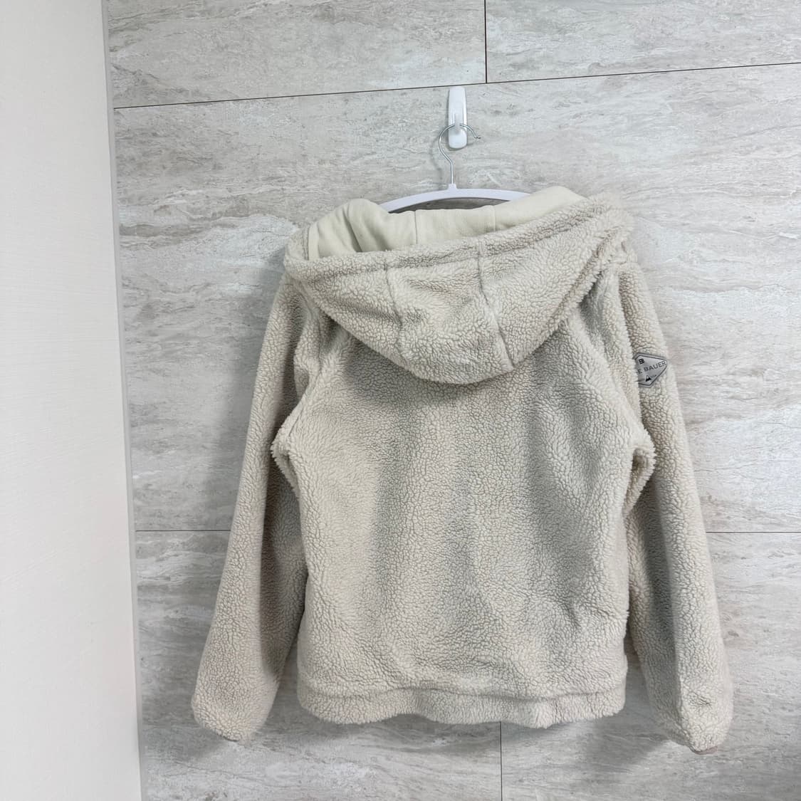 에디바우어 양털 후드집업 상품이미지4