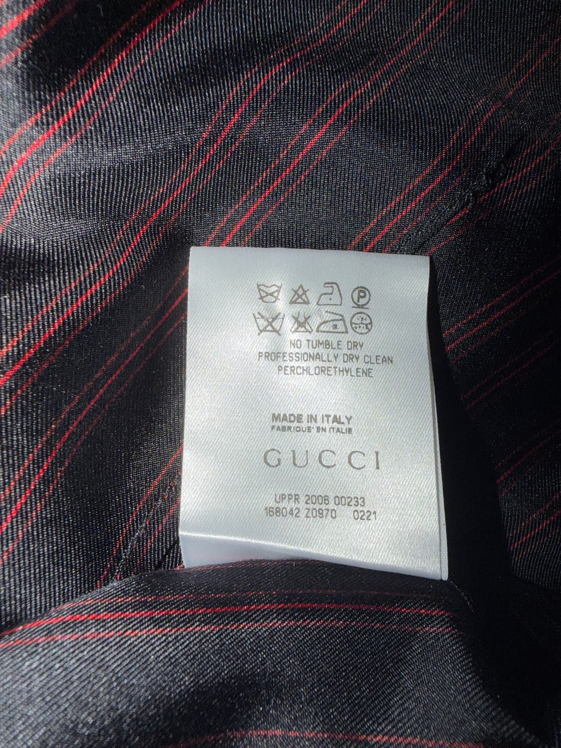 구찌 2006ss 프리다 지아니니 세타실크 레드 스트라이프 셔츠 상품이미지6