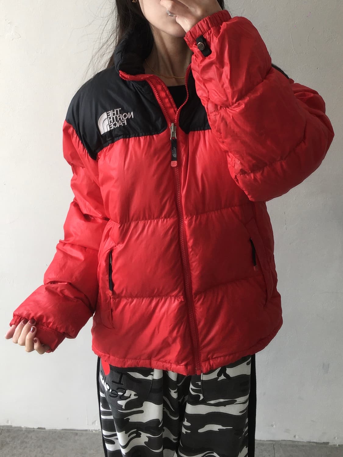 노스페이스 가슴로고 눕시패딩 상품이미지1