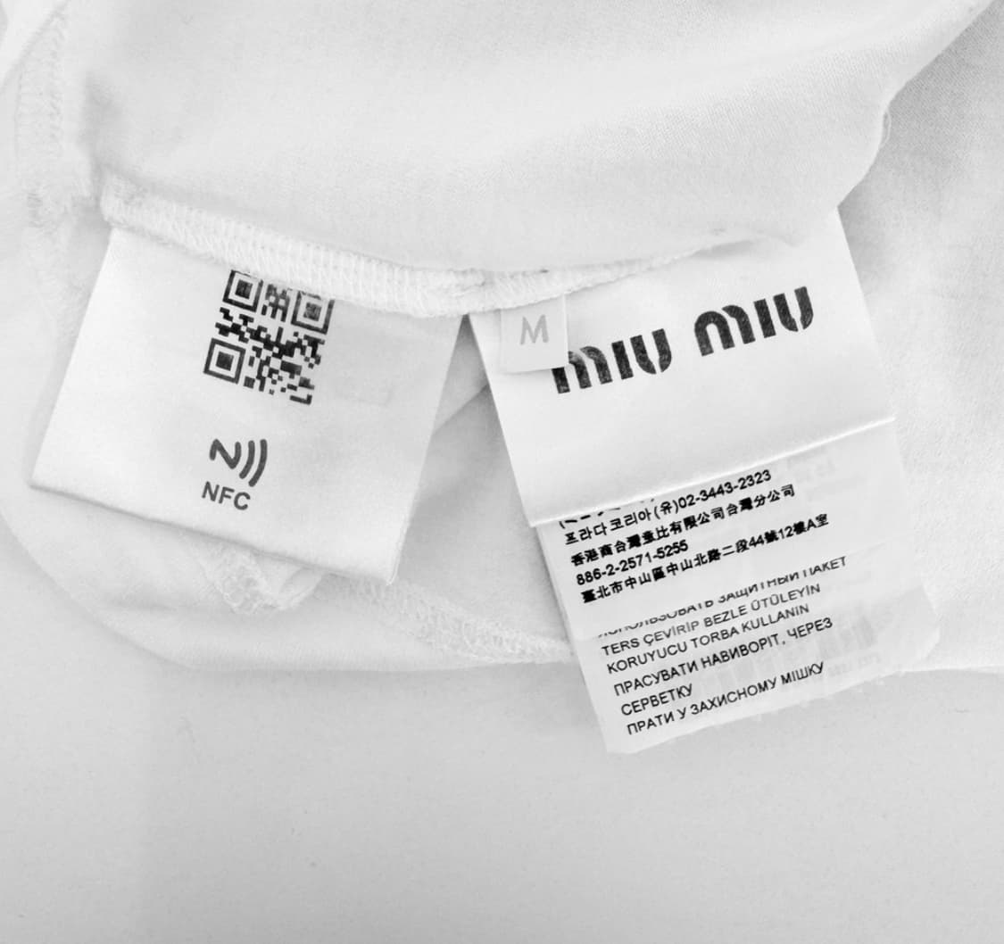 [M] 미우미우 여성 자수 코튼 크롭 반팔 티셔츠 화이트 MJN445 상품이미지8