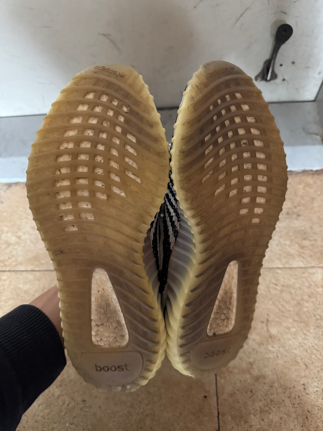 아디다스 이지부스트 350 V2 지브라 290 상품이미지4