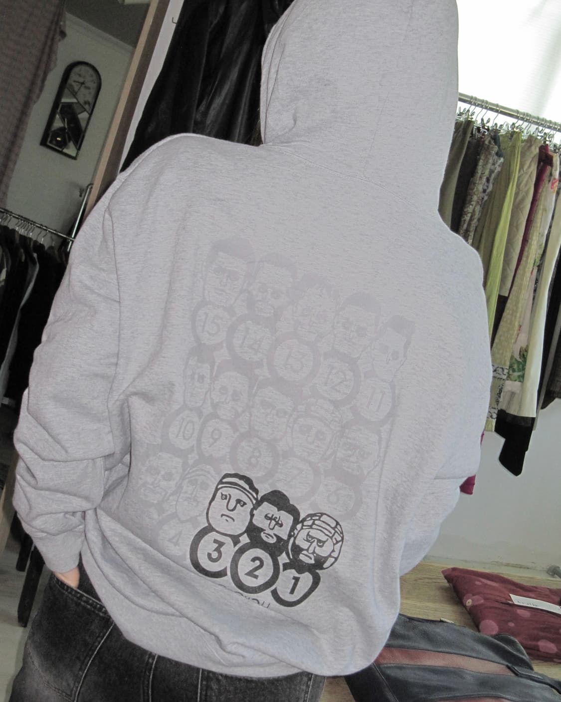 321 그레이 후드티  상품이미지3