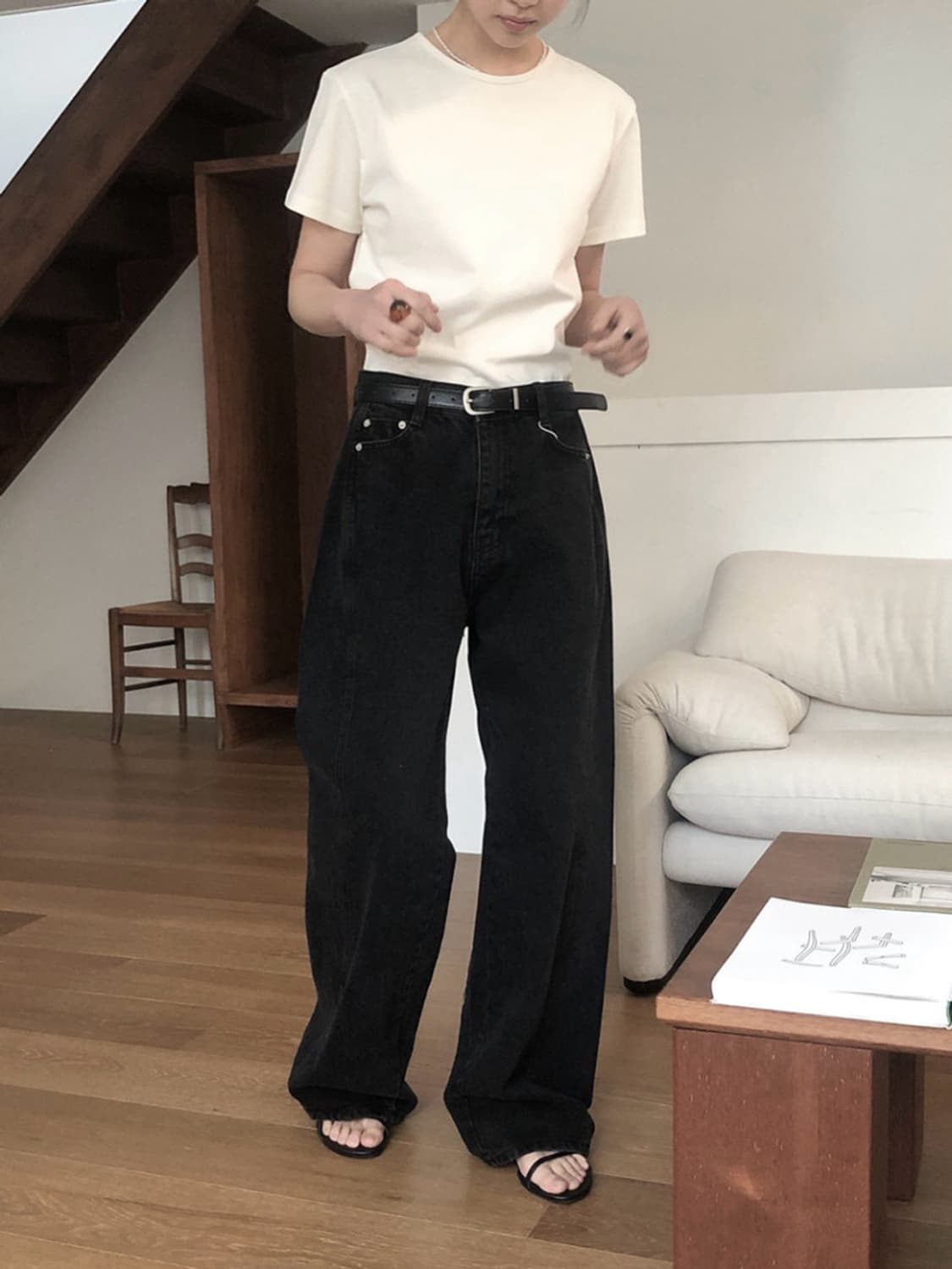 르버터 lebutter 블랙 절개진 와이드데님 상품이미지2